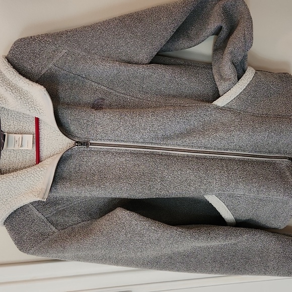 The North Face Heather Gray Teddy Jacket - Picture 2 of 9